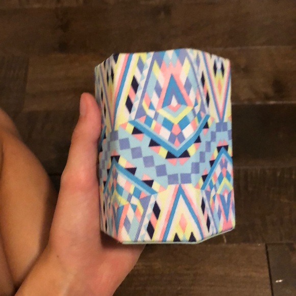 Ivivva bedroom set - Picture 13 of 16